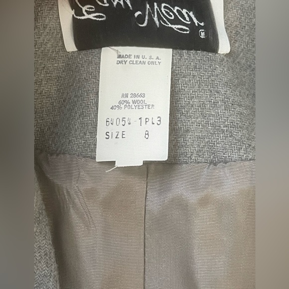 Vintage Easy Wear Grey Wool Blazer & Flare Skirt Set - Picture 11 of 15